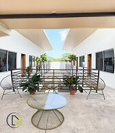 Nomad Living CR