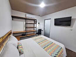 Nomad Living CR