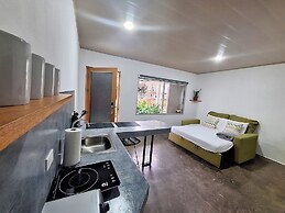 Nomad Living CR