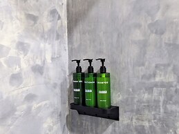 Nomad Living CR