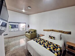 Nomad Living CR
