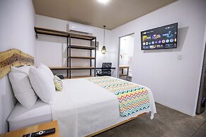 Nomad Living CR