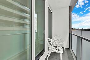 Claremont Suite 610