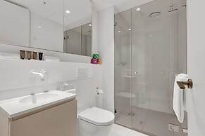 Claremont Suite 610