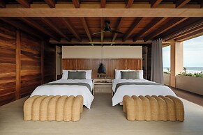 ONTO House Puerto Escondido