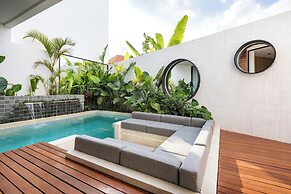 Alex Villas Complex N5