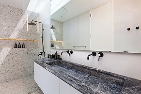 Alex Villas Complex N5