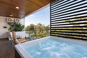 Alex Villas Complex N5