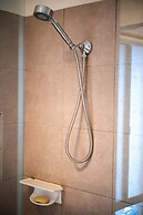 StayAU 5BR Lakefront Escape Point Cook