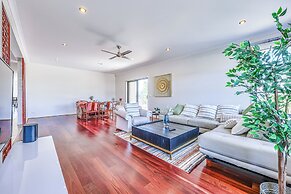 StayAU 5BR Lakefront Escape Point Cook