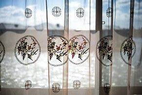 StayAU 5BR Lakefront Escape Point Cook