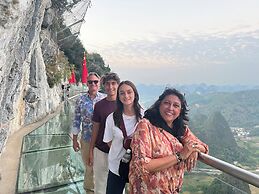Serene Vale Inn Guilin