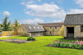 Stunning Barn Conversion - Rural Setting