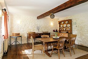 Stunning Barn Conversion - Rural Setting