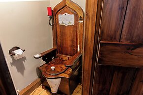 Stunning Barn Conversion - Rural Setting