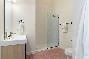 The Conway by AvantStay Modern Comfort Near Downtown Nashville