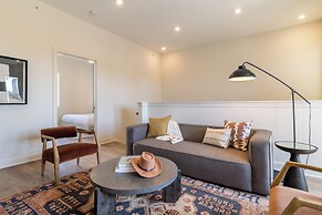 The Conway by AvantStay Modern Comfort Near Downtown Nashville