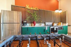 The Conway by AvantStay Modern Comfort Near Downtown Nashville