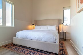 The Conway by AvantStay Modern Comfort Near Downtown Nashville