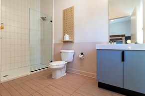 The Conway by AvantStay Modern Comfort Near Downtown Nashville