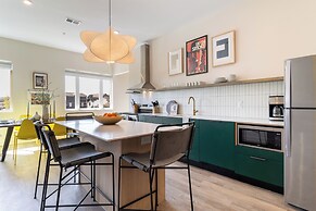 The Conway by AvantStay Modern Comfort Near Downtown Nashville