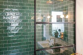 The Emporium - Stylish 2BD in Winchcombe