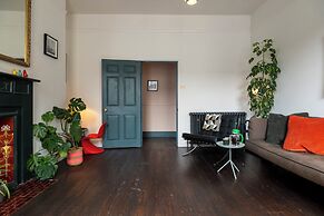 The Emporium - Stylish 2BD in Winchcombe