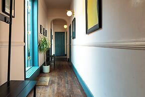The Emporium - Stylish 2BD in Winchcombe