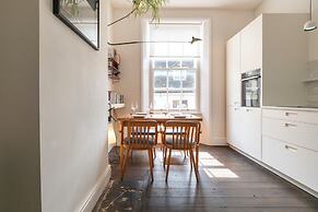 The Emporium - Stylish 2BD in Winchcombe