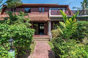 Tropical Beachfront 4 Bdr Villa - KBR24