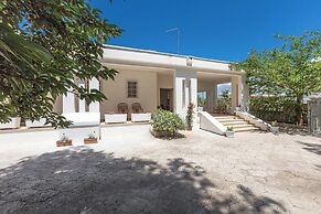 4073 Villa Minerva by Barbarhouse
