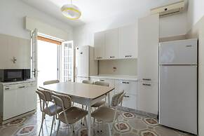 4073 Villa Minerva by Barbarhouse