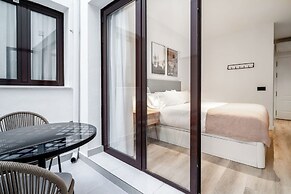 limehome Malaga Calle Victoria