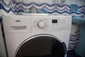 Cozy Apartment With sea View Next to Marina Zeas