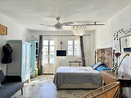 Sea View Loft in La Duquesa Beachfront