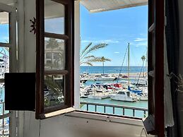 Sea View Loft in La Duquesa Beachfront