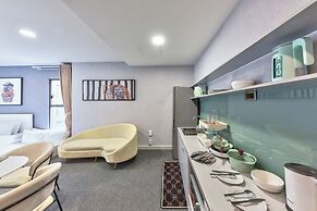 S Lux Apartment