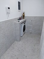 Tritos, Sleeps 11 - Sea View - Balcony - Parking