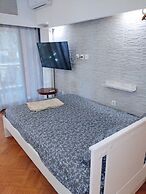 Tritos, Sleeps 11 - Sea View - Balcony - Parking