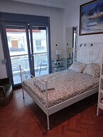 Tritos, Sleeps 11 - Sea View - Balcony - Parking