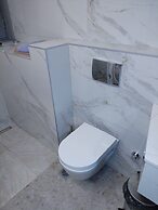 Tritos, Sleeps 11 - Sea View - Balcony - Parking