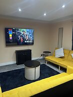 Cozy Basildon Retreat With 3 Bedrooms Free Parking