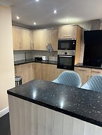 Cozy Basildon Retreat With 3 Bedrooms Free Parking
