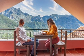 Valley View Hotel Encumeada