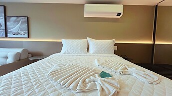 Setai Yacht S4- By Almare Flats