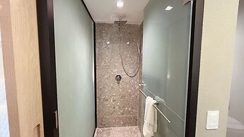 Setai Yacht S4- By Almare Flats