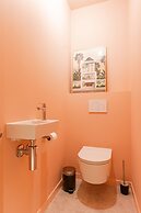 Cozy Ground-floor Apartment With Terrace Modern Amenities and Beachsid