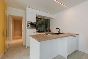 Cozy Ground-floor Apartment With Terrace Modern Amenities and Beachsid