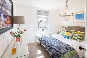 Host Stay Voyagers View