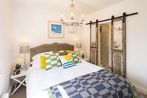 Host Stay Voyagers View